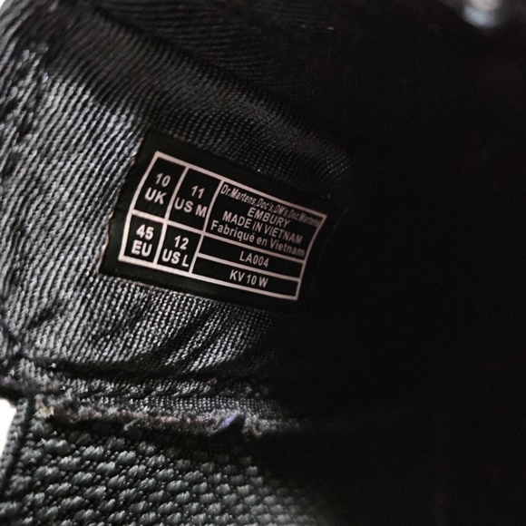 **SOLD** Dr. Martens Embury Chelsea Leather Boots - Picture 9 of 13